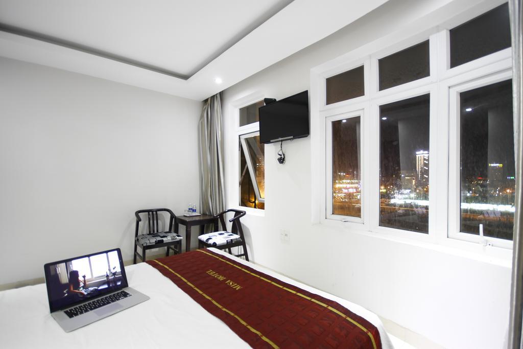 Misa Hotel Da Nang Esterno foto