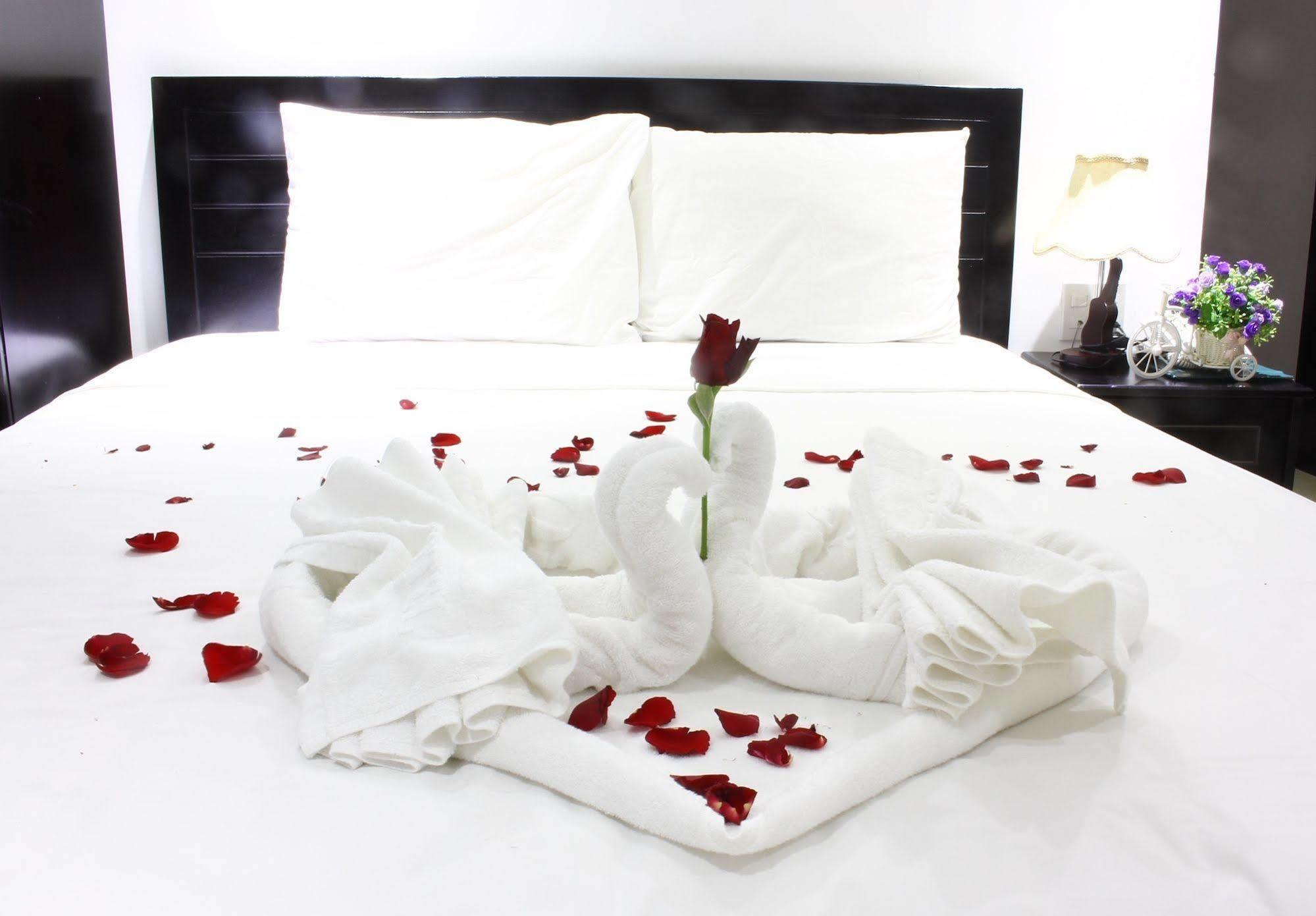Misa Hotel Da Nang Esterno foto
