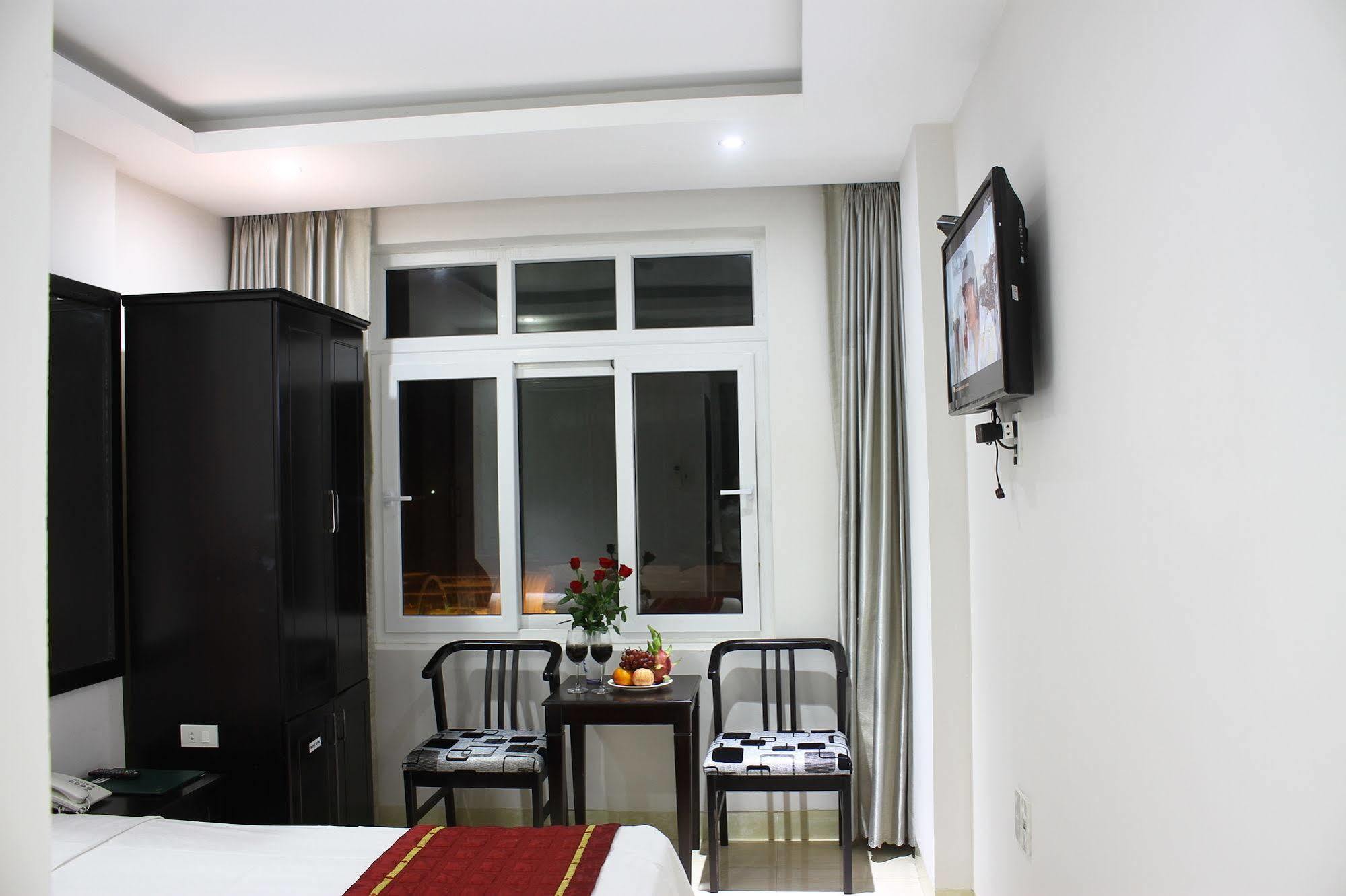 Misa Hotel Da Nang Esterno foto