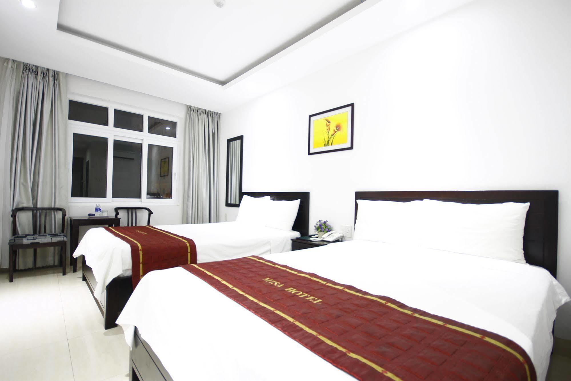 Misa Hotel Da Nang Esterno foto